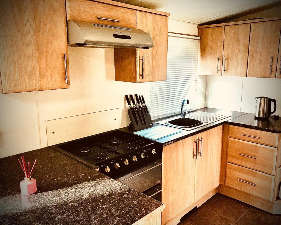 Turnberry Caravan Quiet Peaceful Location Near Golf Spas And Beaches Girvan Zewnętrze zdjęcie